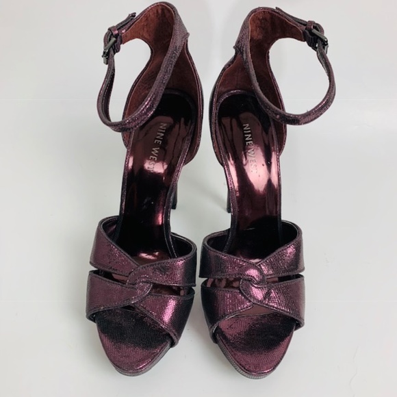 Nine West metallic grape/purple heels. 7M. NWOT. - Picture 12 of 16